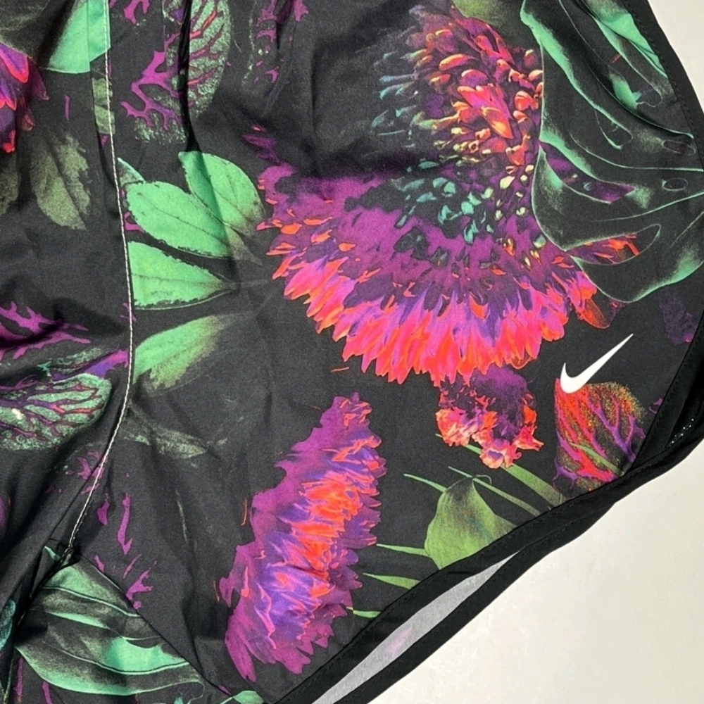 Nike Girls Small Running Shorts Floral Multi Color Dri-Fit NWT 102025 - Picture 3 of 10